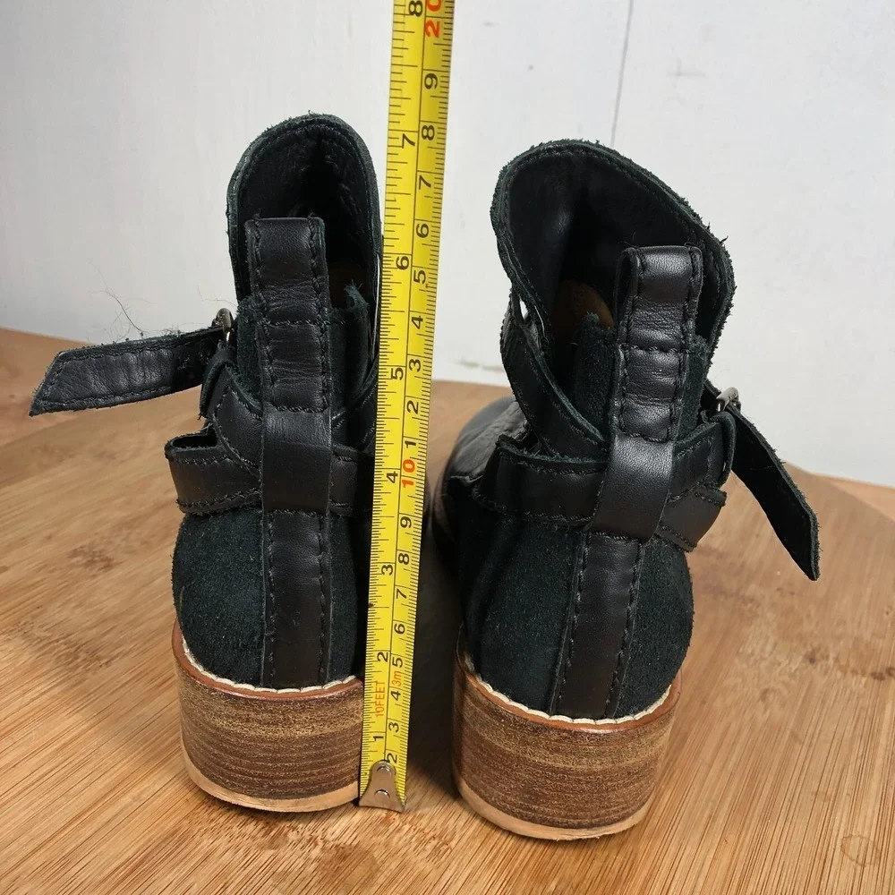 Acne Studios womens size 36 shoes Black Leather heel ankle boots